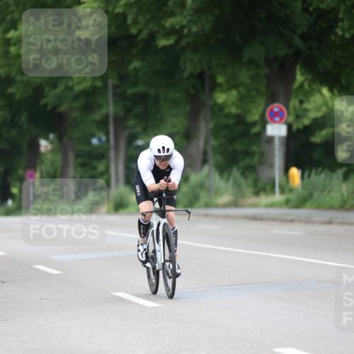 15.06.2025 - 7 Türme Triathlon Yannick Fuchs http://msf.ph/oto/7965227 15.06.2025 11:14:00 Radfahren 317 meine-sportfotos.de