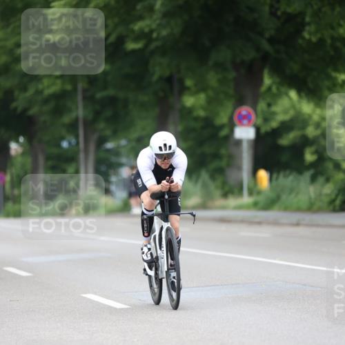 15.06.2025 - 7 Türme Triathlon Yannick Fuchs http://msf.ph/oto/7965231 15.06.2025 11:14:00 Radfahren 317 meine-sportfotos.de
