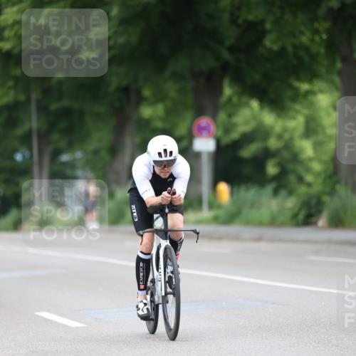15.06.2025 - 7 Türme Triathlon Yannick Fuchs http://msf.ph/oto/7965239 15.06.2025 11:14:00 Radfahren 317 meine-sportfotos.de