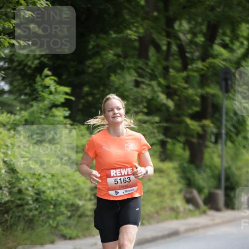 15.06.2025 - REWE Women's Run Jannik Wohlers http://msf.ph/oto/7965340 15.06.2025 10:00:01 Laufen 5163 meine-sportfotos.de