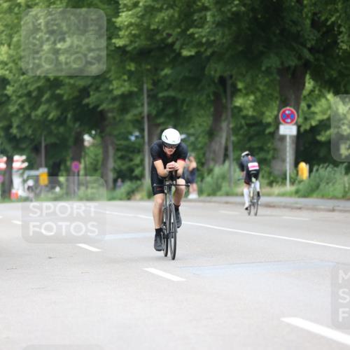 15.06.2025 - 7 Türme Triathlon Yannick Fuchs http://msf.ph/oto/7965356 15.06.2025 11:14:17 Radfahren 208, 233 meine-sportfotos.de