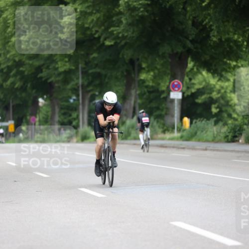 15.06.2025 - 7 Türme Triathlon Yannick Fuchs http://msf.ph/oto/7965359 15.06.2025 11:14:17 Radfahren 208, 233 meine-sportfotos.de