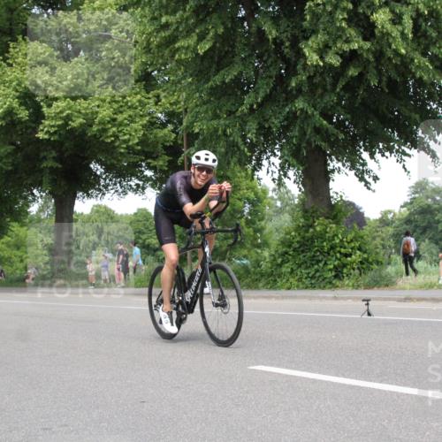 15.06.2025 - 7 Türme Triathlon Yannick Fuchs http://msf.ph/oto/7965368 15.06.2025 13:08:10 Radfahren  meine-sportfotos.de