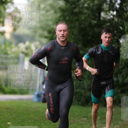 15.06.2025 - 7 Türme Triathlon Michael Strokosch http://msf.ph/oto/7965377 15.06.2025 12:18:44 Schwimmen 384, 470, 510, 562 meine-sportfotos.de