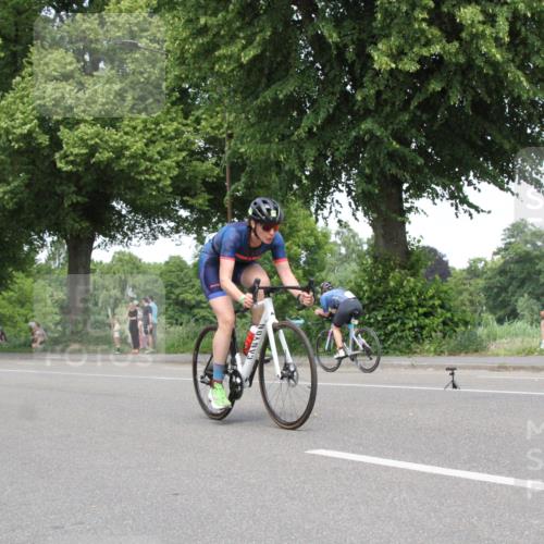 15.06.2025 - 7 Türme Triathlon Yannick Fuchs http://msf.ph/oto/7965385 15.06.2025 13:08:30 Radfahren  meine-sportfotos.de