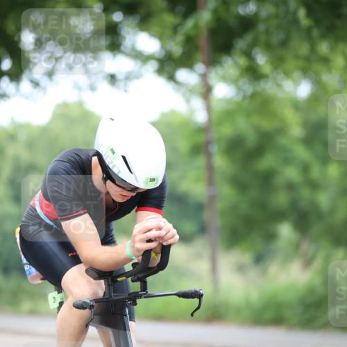 15.06.2025 - 7 Türme Triathlon Yannick Fuchs http://msf.ph/oto/7965393 15.06.2025 11:14:19 Radfahren 208, 233 meine-sportfotos.de