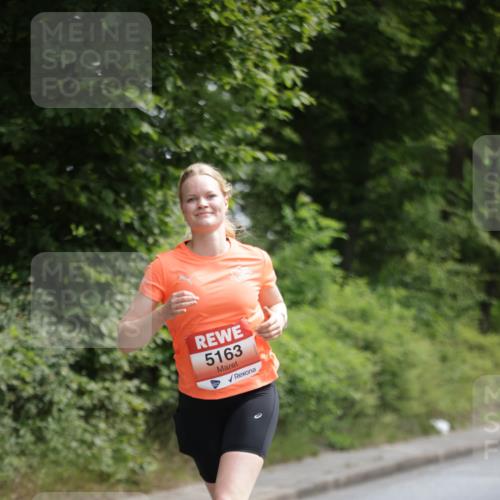 15.06.2025 - REWE Women's Run Jannik Wohlers http://msf.ph/oto/7965450 15.06.2025 10:00:03 Laufen 5163 meine-sportfotos.de