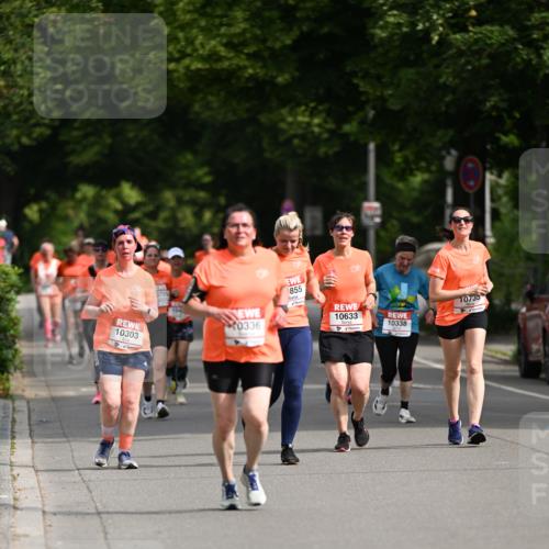 15.06.2025 - REWE Women's Run Dr. Thomas Lammeyer http://msf.ph/oto/7965499 15.06.2025 09:53:31 Laufen 10303, 0336, 855, 10735, 10633, 10338 meine-sportfotos.de