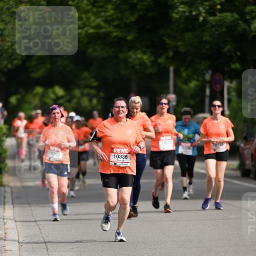 15.06.2025 - REWE Women's Run Dr. Thomas Lammeyer http://msf.ph/oto/7965510 15.06.2025 09:53:31 Laufen 10303, 10336 meine-sportfotos.de
