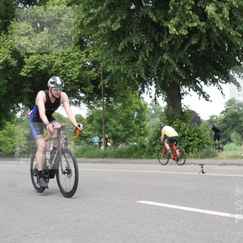 15.06.2025 - 7 Türme Triathlon Yannick Fuchs http://msf.ph/oto/7965521 15.06.2025 13:10:06 Radfahren  meine-sportfotos.de