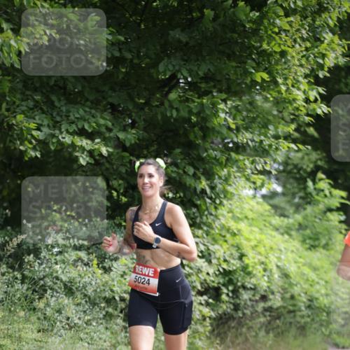 15.06.2025 - REWE Women's Run Jannik Wohlers http://msf.ph/oto/7965523 15.06.2025 10:00:14 Laufen 5024 meine-sportfotos.de