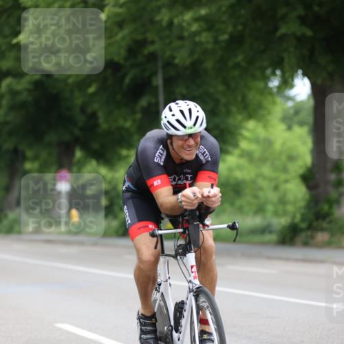 15.06.2025 - 7 Türme Triathlon Yannick Fuchs http://msf.ph/oto/7965533 15.06.2025 11:14:39 Radfahren 260, 289, 301, 309 meine-sportfotos.de