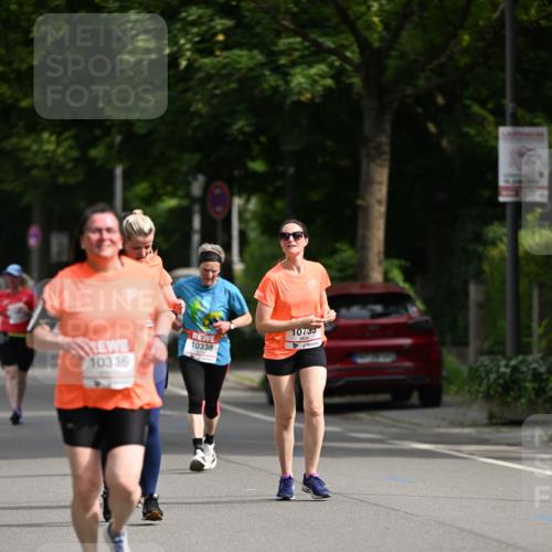 15.06.2025 - REWE Women's Run Dr. Thomas Lammeyer http://msf.ph/oto/7965563 15.06.2025 09:53:33 Laufen 10735, 10338, 10336 meine-sportfotos.de