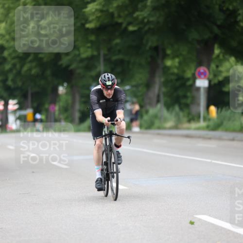 15.06.2025 - 7 Türme Triathlon Yannick Fuchs http://msf.ph/oto/7965564 15.06.2025 11:14:50 Radfahren 242, 247 meine-sportfotos.de