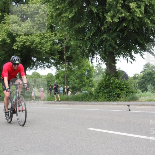 15.06.2025 - 7 Türme Triathlon Yannick Fuchs http://msf.ph/oto/7965577 15.06.2025 13:10:26 Radfahren  meine-sportfotos.de
