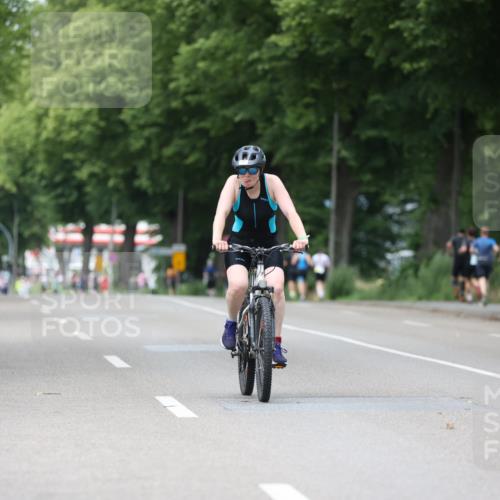 15.06.2025 - 7 Türme Triathlon Yannick Fuchs http://msf.ph/oto/7965622 15.06.2025 13:59:23 Radfahren 830 meine-sportfotos.de