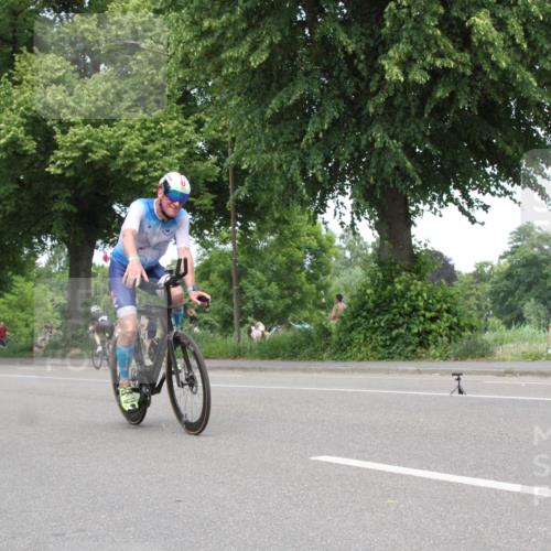 15.06.2025 - 7 Türme Triathlon Yannick Fuchs http://msf.ph/oto/7965637 15.06.2025 13:11:12 Radfahren  meine-sportfotos.de