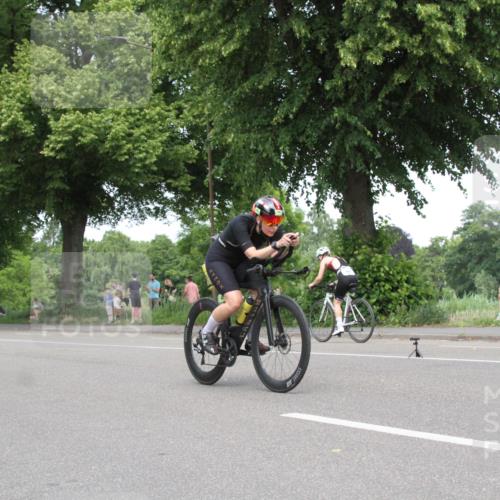15.06.2025 - 7 Türme Triathlon Yannick Fuchs http://msf.ph/oto/7965641 15.06.2025 13:11:20 Radfahren  meine-sportfotos.de
