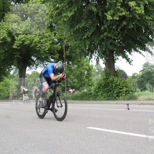 15.06.2025 - 7 Türme Triathlon Yannick Fuchs http://msf.ph/oto/7965647 15.06.2025 13:11:22 Radfahren  meine-sportfotos.de