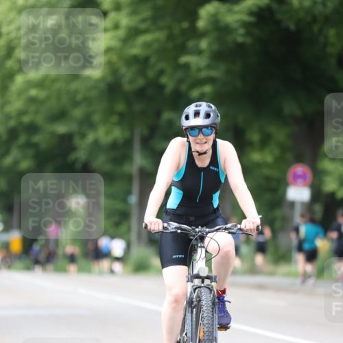 15.06.2025 - 7 Türme Triathlon Yannick Fuchs http://msf.ph/oto/7965649 15.06.2025 13:59:25 Radfahren 830 meine-sportfotos.de