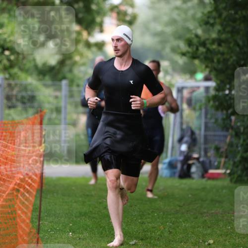 15.06.2025 - 7 Türme Triathlon Michael Strokosch http://msf.ph/oto/7965686 15.06.2025 12:19:39 Schwimmen 471, 483, 531, 536, 538, 612, 635 meine-sportfotos.de