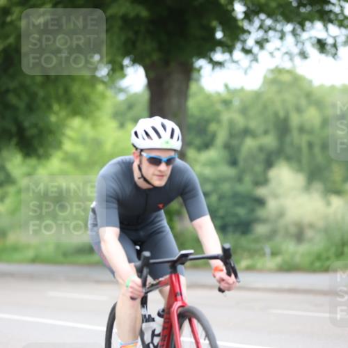 15.06.2025 - 7 Türme Triathlon Yannick Fuchs http://msf.ph/oto/7965694 15.06.2025 11:14:59 Radfahren 331 meine-sportfotos.de