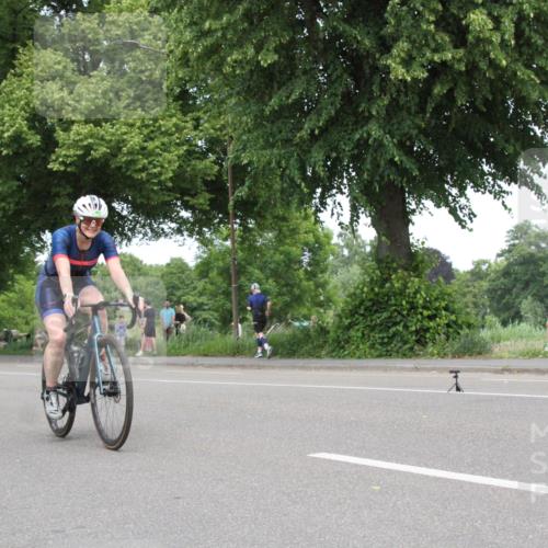 15.06.2025 - 7 Türme Triathlon Yannick Fuchs http://msf.ph/oto/7965703 15.06.2025 13:12:00 Radfahren  meine-sportfotos.de