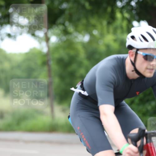 15.06.2025 - 7 Türme Triathlon Yannick Fuchs http://msf.ph/oto/7965718 15.06.2025 11:15:00 Radfahren 331 meine-sportfotos.de