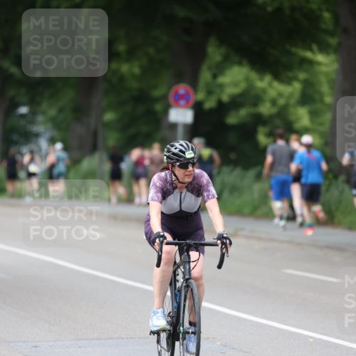 15.06.2025 - 7 Türme Triathlon Yannick Fuchs http://msf.ph/oto/7965755 15.06.2025 14:00:12 Radfahren 1170 meine-sportfotos.de