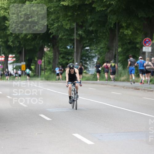 15.06.2025 - 7 Türme Triathlon Yannick Fuchs http://msf.ph/oto/7965786 15.06.2025 14:00:17 Radfahren  meine-sportfotos.de