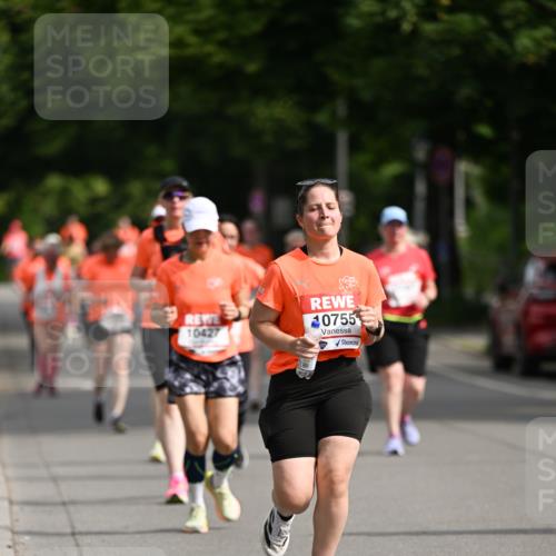 15.06.2025 - REWE Women's Run Dr. Thomas Lammeyer http://msf.ph/oto/7965788 15.06.2025 09:53:42 Laufen 10427, 0755 meine-sportfotos.de
