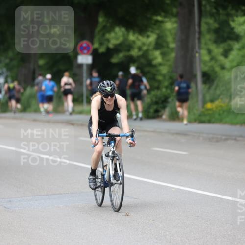 15.06.2025 - 7 Türme Triathlon Yannick Fuchs http://msf.ph/oto/7965815 15.06.2025 14:00:19 Radfahren  meine-sportfotos.de