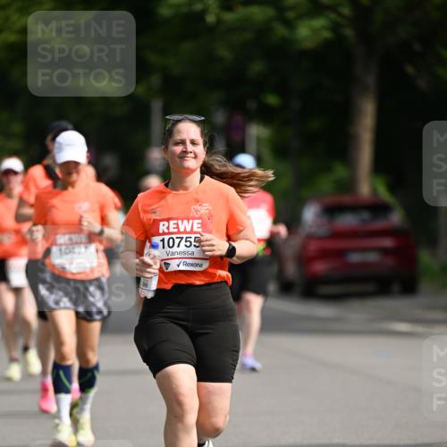 15.06.2025 - REWE Women's Run Dr. Thomas Lammeyer http://msf.ph/oto/7965849 15.06.2025 09:53:43 Laufen 10427, 10755 meine-sportfotos.de