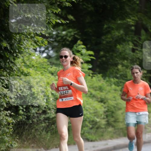 15.06.2025 - REWE Women's Run Jannik Wohlers http://msf.ph/oto/7965851 15.06.2025 10:00:55 Laufen 5247 meine-sportfotos.de