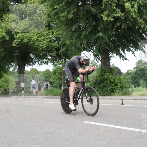 15.06.2025 - 7 Türme Triathlon Yannick Fuchs http://msf.ph/oto/7965855 15.06.2025 13:13:29 Radfahren  meine-sportfotos.de