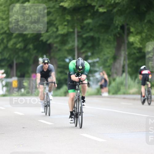 15.06.2025 - 7 Türme Triathlon Yannick Fuchs http://msf.ph/oto/7965880 15.06.2025 11:16:01 Radfahren 235 meine-sportfotos.de
