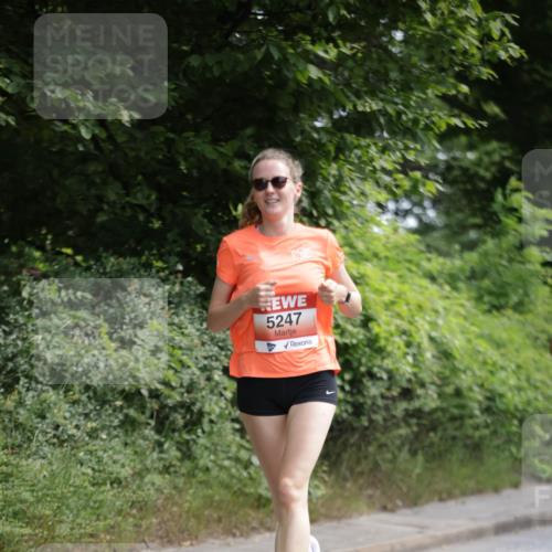 15.06.2025 - REWE Women's Run Jannik Wohlers http://msf.ph/oto/7965890 15.06.2025 10:00:56 Laufen 5247 meine-sportfotos.de