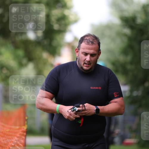 15.06.2025 - 7 Türme Triathlon Michael Strokosch http://msf.ph/oto/7965910 15.06.2025 12:19:50 Schwimmen 372, 471, 483, 488, 531, 536, 538, 550, 585, 594, 612, 635 meine-sportfotos.de