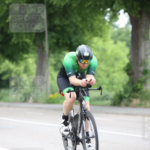 15.06.2025 - 7 Türme Triathlon Yannick Fuchs http://msf.ph/oto/7965913 15.06.2025 11:16:03 Radfahren 235 meine-sportfotos.de