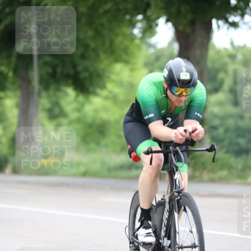 15.06.2025 - 7 Türme Triathlon Yannick Fuchs http://msf.ph/oto/7965918 15.06.2025 11:16:03 Radfahren 235 meine-sportfotos.de