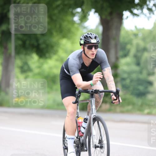 15.06.2025 - 7 Türme Triathlon Yannick Fuchs http://msf.ph/oto/7965931 15.06.2025 11:16:04 Radfahren 235 meine-sportfotos.de