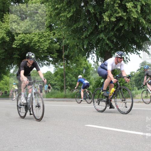 15.06.2025 - 7 Türme Triathlon Yannick Fuchs http://msf.ph/oto/7965932 15.06.2025 13:13:47 Radfahren  meine-sportfotos.de