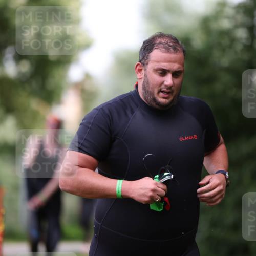 15.06.2025 - 7 Türme Triathlon Michael Strokosch http://msf.ph/oto/7965934 15.06.2025 12:19:50 Schwimmen 372, 471, 483, 488, 531, 536, 538, 550, 585, 594, 612, 635 meine-sportfotos.de