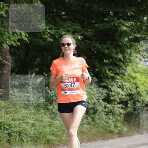 15.06.2025 - REWE Women's Run Jannik Wohlers http://msf.ph/oto/7965936 15.06.2025 10:00:57 Laufen 5247 meine-sportfotos.de