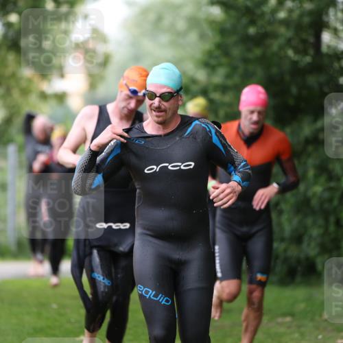15.06.2025 - 7 Türme Triathlon Michael Strokosch http://msf.ph/oto/7965956 15.06.2025 12:19:53 Schwimmen 372, 483, 488, 531, 536, 538, 550, 585, 594, 612, 631, 635 meine-sportfotos.de