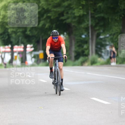 15.06.2025 - 7 Türme Triathlon Yannick Fuchs http://msf.ph/oto/7965960 15.06.2025 11:16:21 Radfahren 256, 308 meine-sportfotos.de
