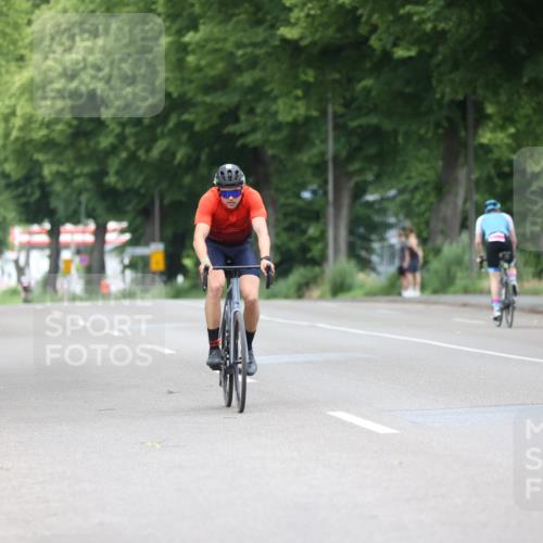 15.06.2025 - 7 Türme Triathlon Yannick Fuchs http://msf.ph/oto/7965965 15.06.2025 11:16:21 Radfahren 256, 308 meine-sportfotos.de