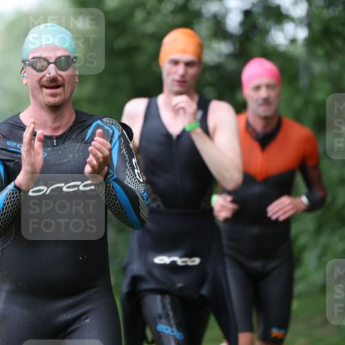 15.06.2025 - 7 Türme Triathlon Michael Strokosch http://msf.ph/oto/7965978 15.06.2025 12:19:54 Schwimmen 372, 483, 488, 531, 536, 538, 550, 585, 594, 612, 631, 635 meine-sportfotos.de