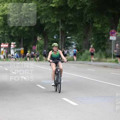 15.06.2025 - 7 Türme Triathlon Yannick Fuchs http://msf.ph/oto/7965982 15.06.2025 14:00:47 Radfahren  meine-sportfotos.de