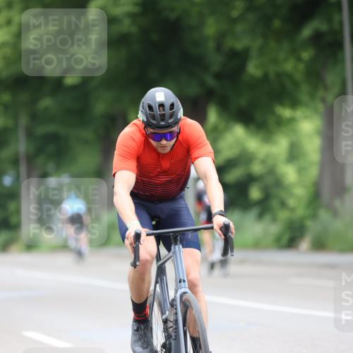 15.06.2025 - 7 Türme Triathlon Yannick Fuchs http://msf.ph/oto/7965988 15.06.2025 11:16:22 Radfahren 256, 308 meine-sportfotos.de